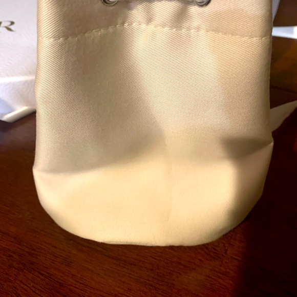 Brand new, gorgeous , authentic Christian Dior medium size pouch, collector’s ❤️ - Picture 6 of 7